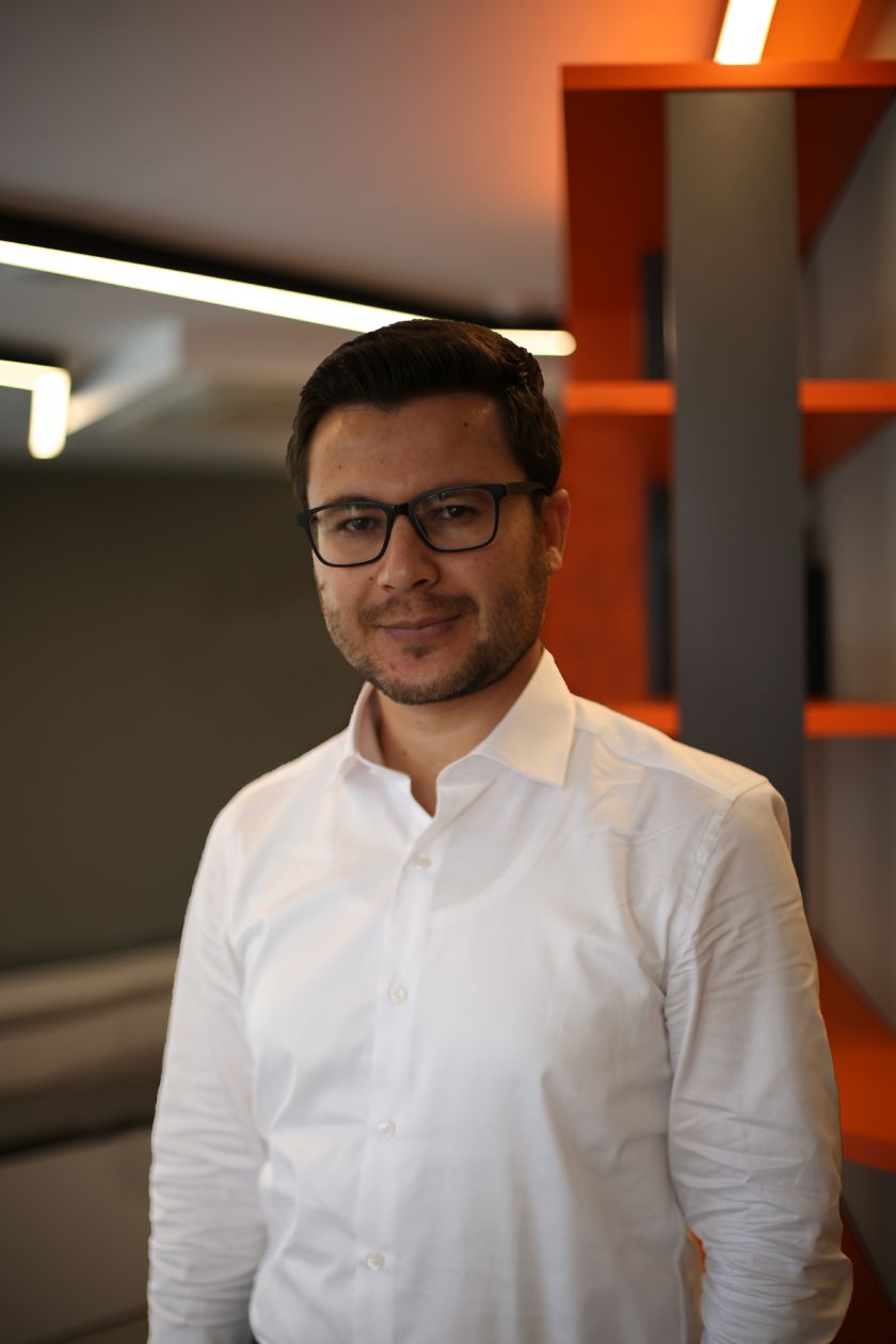 Adem ÖZER